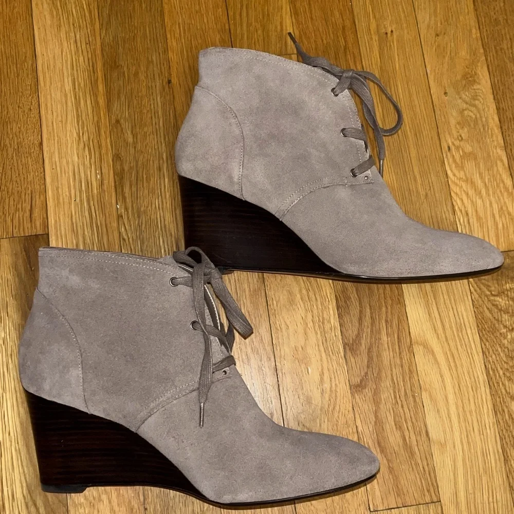 Ralph Lauren Tan Taupe Leather suede wedge ankle booties lace-up pointed toe 10